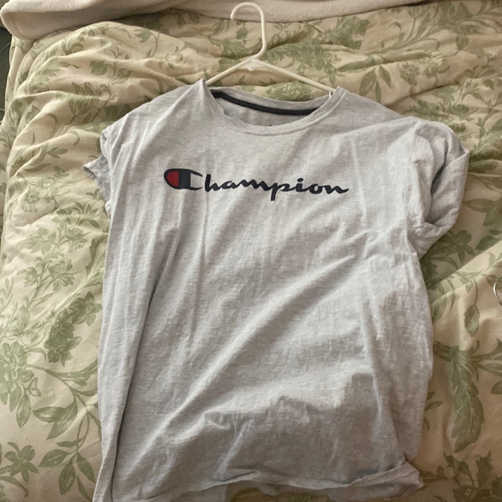 Mens Champion tshirt
